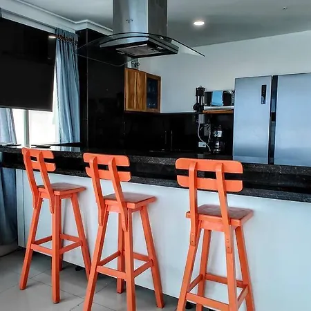 Front Laguito Playamar Apartment